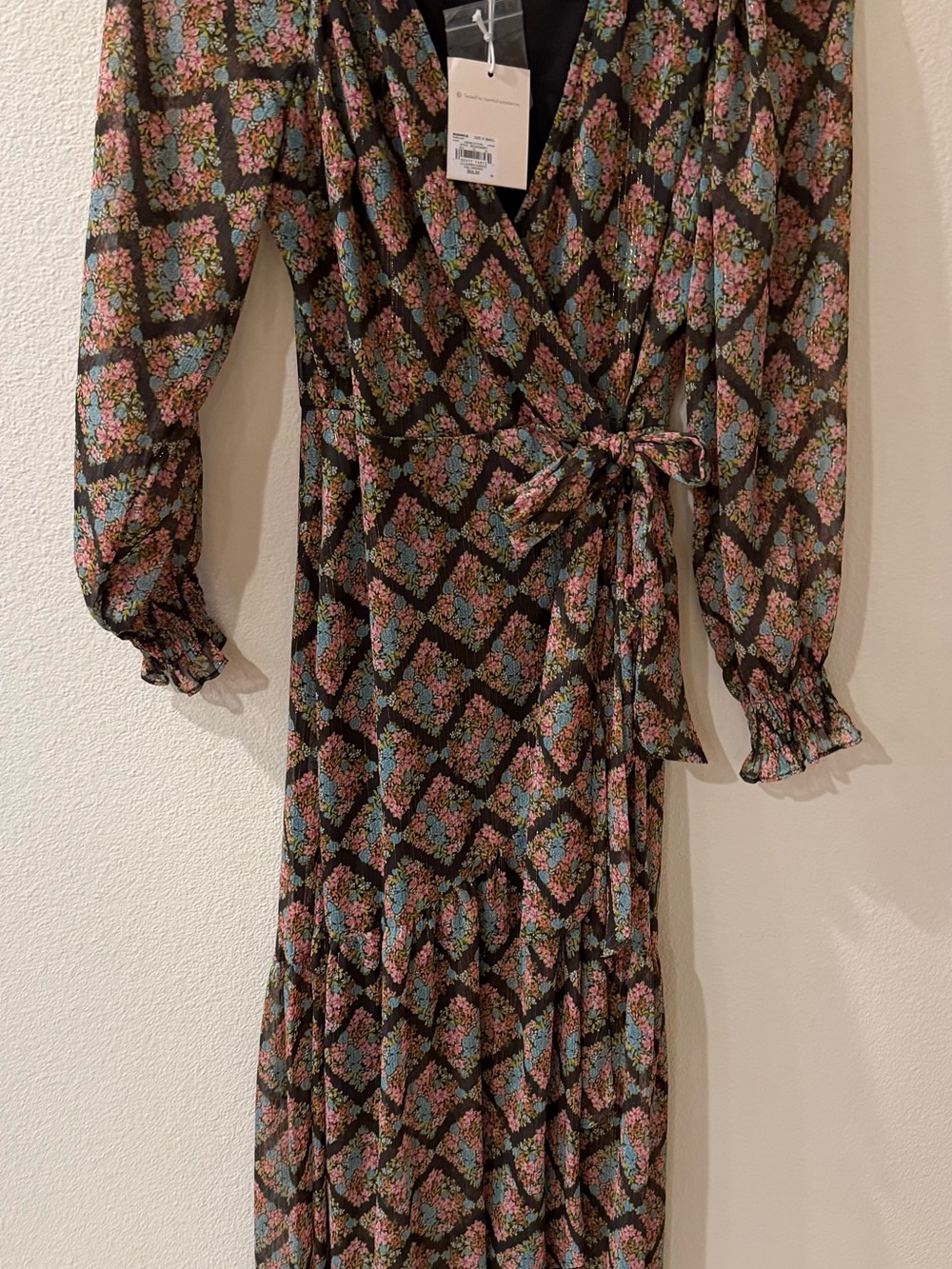 LC Lauren Conrad Black Floral Diamond-Print Maxi Wrap Dress - Picture 4 of 8